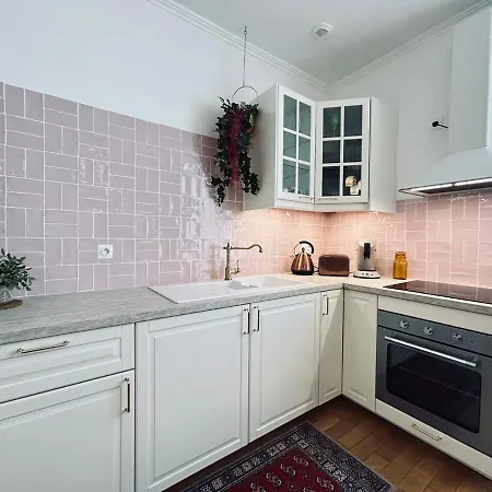 E Gambetta T3 Au Pied De L Avenue De Champagne *