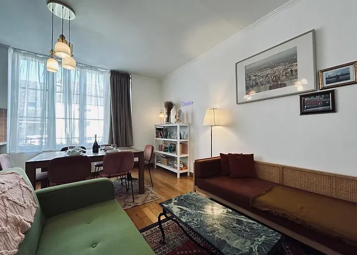 E Gambetta T3 Au Pied De L Avenue De Champagne Apartment