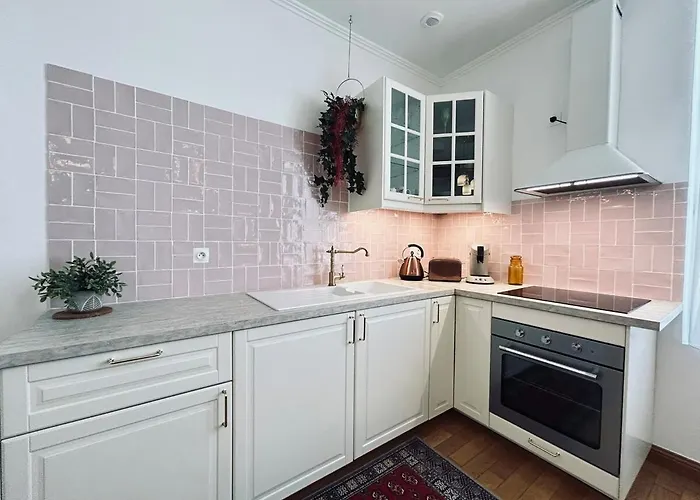 E Gambetta T3 Au Pied De L Avenue De Champagne *