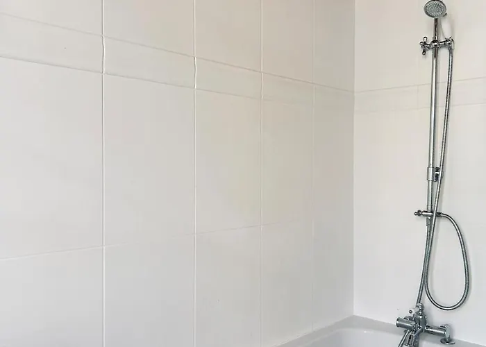 Apartment E Gambetta T3 Au Pied De L Avenue De Champagne